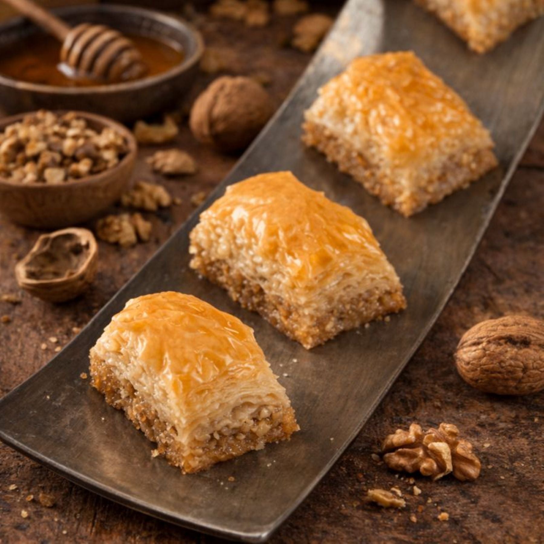 CEVİZLİ BAKLAVA