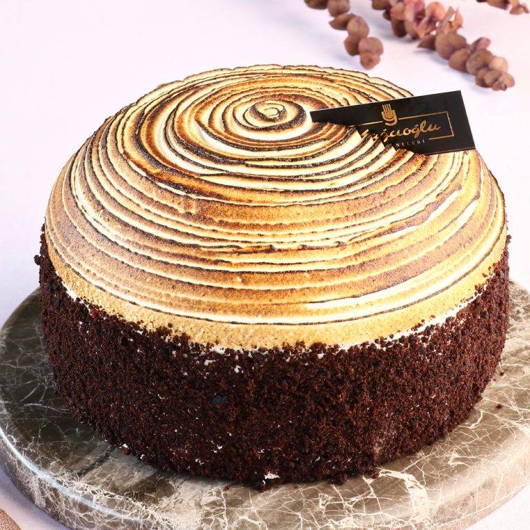 Merengli (Meringue) Pasta Yağcıoğlu Pastaneleri